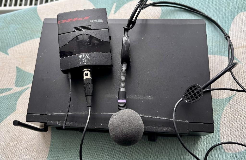 AKG WMS40 Draadloze microfoon (Handheld en beltpack), Ophalen of Verzenden, Zo goed als nieuw, Overige typen, Draadloos