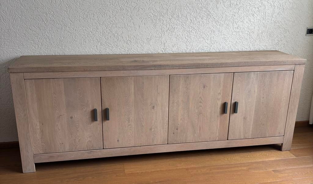 Massief eiken dressoir, Ophalen, Met deur(en), Eikenhout, Zo goed als nieuw