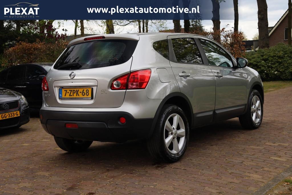 Nissan Qashqai 2.0 Acenta 4WD Aut. | Stoelverwarming | Luxe, Auto's, Nissan, Automaat, Zwart, Leder, Vierwielaandrijving