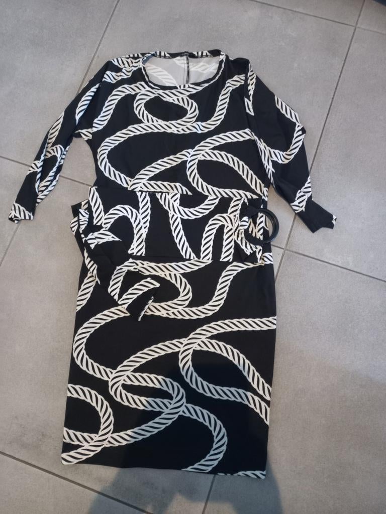 Moq jurk, Kleding | Dames, Ophalen of Verzenden, Zo goed als nieuw