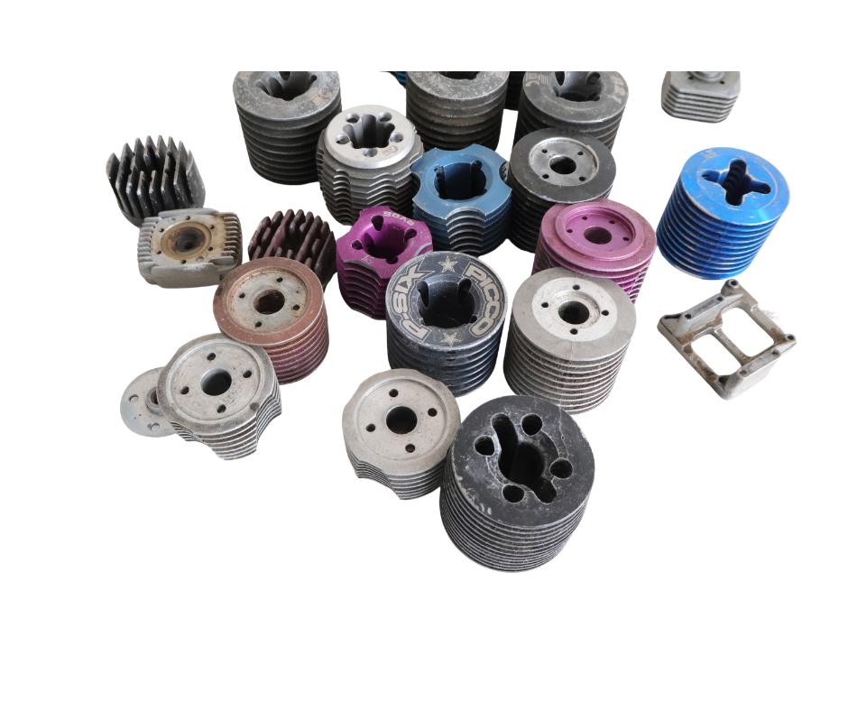 Lotje nitro cilinderkoppen (koelkoppen) en cilinders, Ophalen of Verzenden, Gebruikt, Nitro, Auto offroad