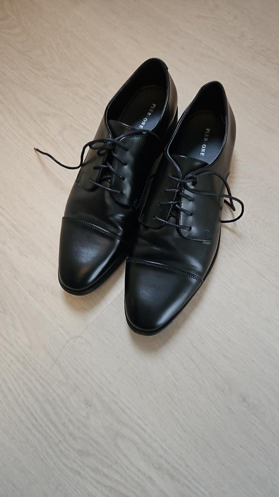 Nette herenschoen maat 44 Pier One, Kleding | Heren, Schoenen, Ophalen of Verzenden