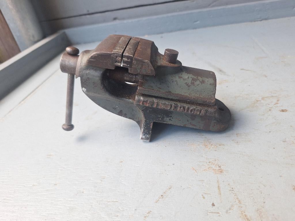 Friederichs mini bankschroef, Ophalen of Verzenden, Gebruikt