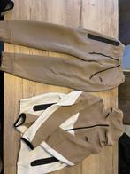 Nike Tech Fleece Vest & Broek - Beige/Wit/Zwart, Ophalen, Gedragen