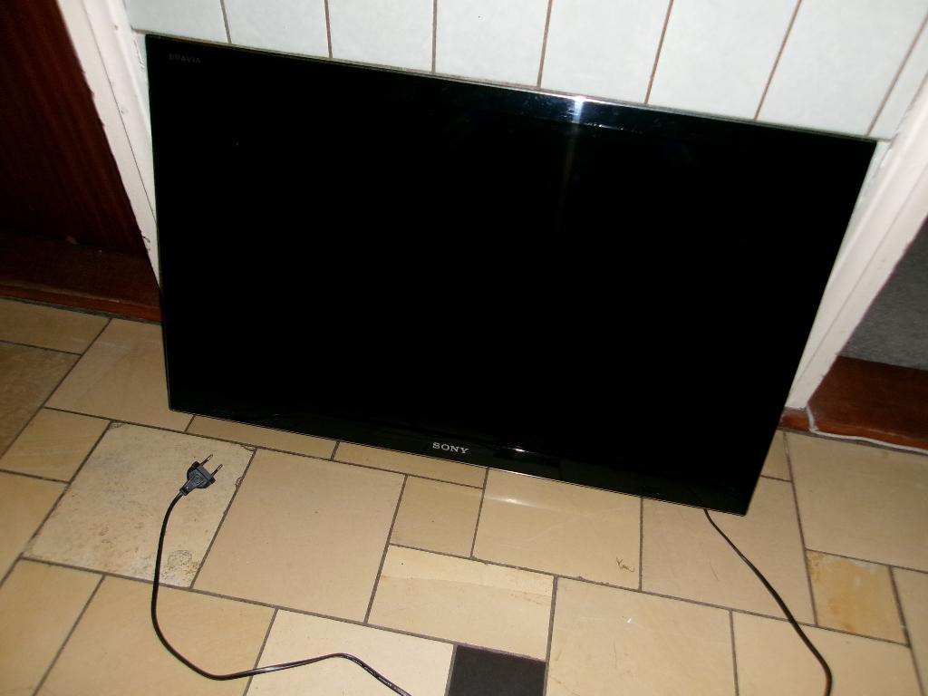 Sony lcd tv - kdl - 32hx750, Ophalen, Gebruikt, 50 Hz, LCD