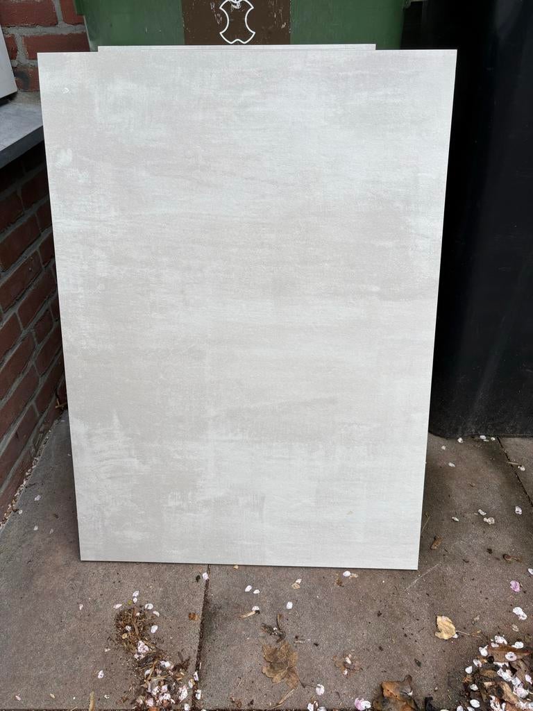 Gratis grijze wandtegels, Ophalen, 60 cm of meer, Gebruikt, 40 tot 60 cm