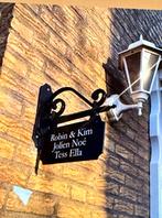 Zo goed als nieuw naambordje met sierlijke houder, Ophalen, Zo goed als nieuw