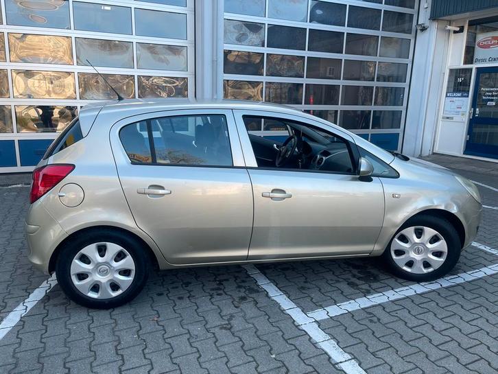 Opel Corsa 1.2 16V 5D 2009, Auto's, Opel, Particulier, Corsa, Benzine, C, Hatchback, Handgeschakeld, Geïmporteerd, Overige kleuren
