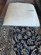 Stijlvolle hocker met koeienhuid Eric Kuster style, Ophalen, Minder dan 50 cm, Vierkant, Minder dan 50 cm