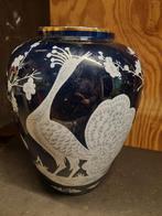 Antieke Chinese vaas met pauw en bloesem, 23 cm hoog, Ophalen of Verzenden
