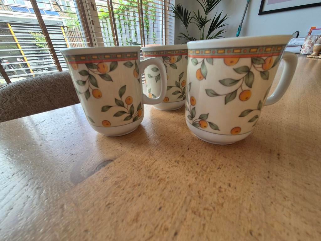 Koffietijd art design  koffie mokken, Huis en Inrichting, Ophalen, Overige stijlen, Kop(pen) en/of Schotel(s)