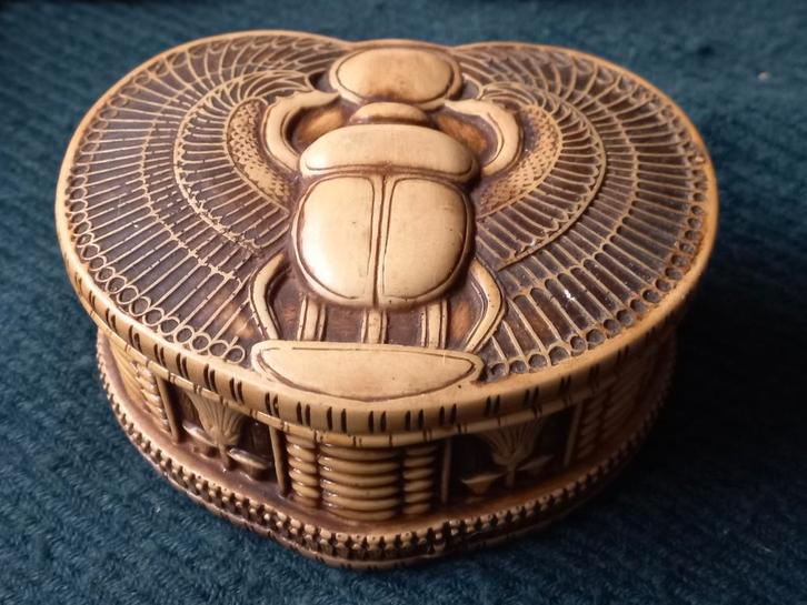 Vintage Egyptische Scarabee Juwelendoosje, Antiek en Kunst, Antiek | Woonaccessoires, Ophalen of Verzenden