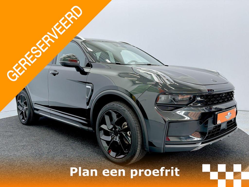 Lynk en Co 01 1.5 MY23 - Ontspannen rijden, elke dag opnieuw, Stof, Euro 6, Met garantie (alle), Zwart