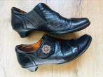 THINK! zwart leren schoen met mooie gesp als sluiting 39, Pumps, Zwart, Think!, Ophalen of Verzenden