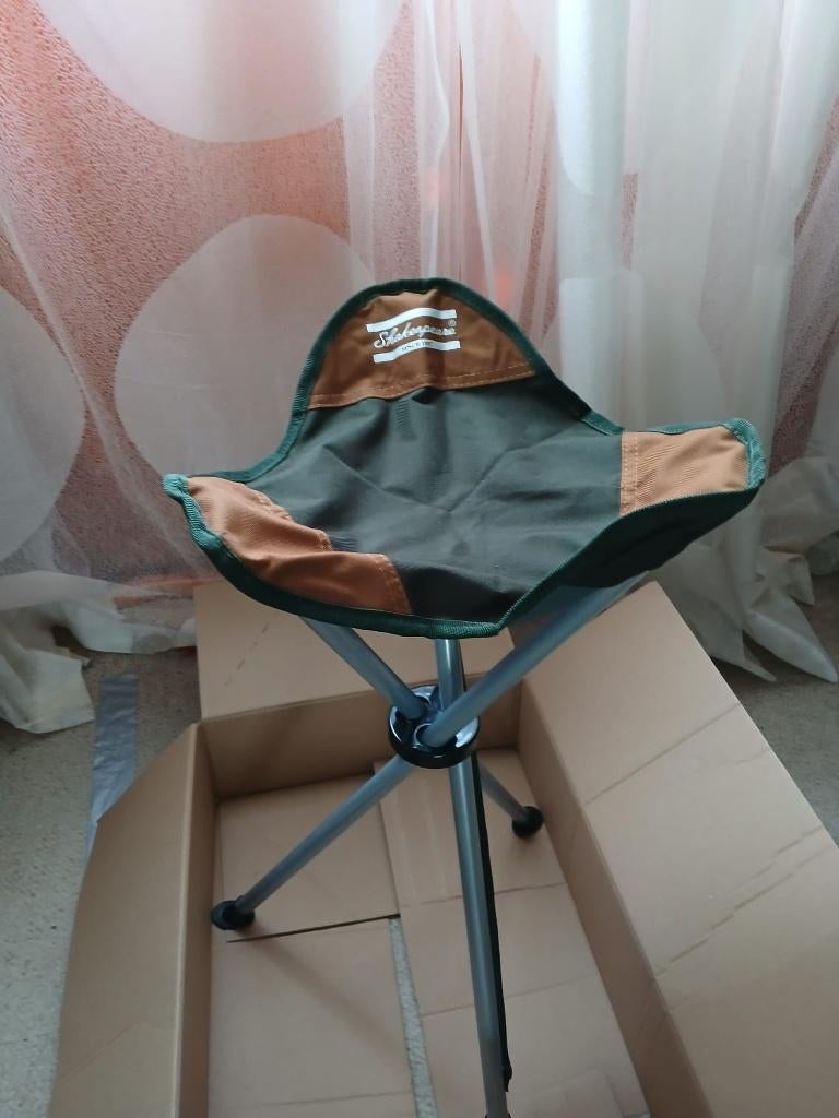 Opvouwbare kruk, Ophalen, Zo goed als nieuw