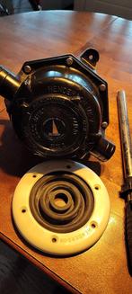 Bilge pomp, Watersport en Boten, Ophalen, Nieuw