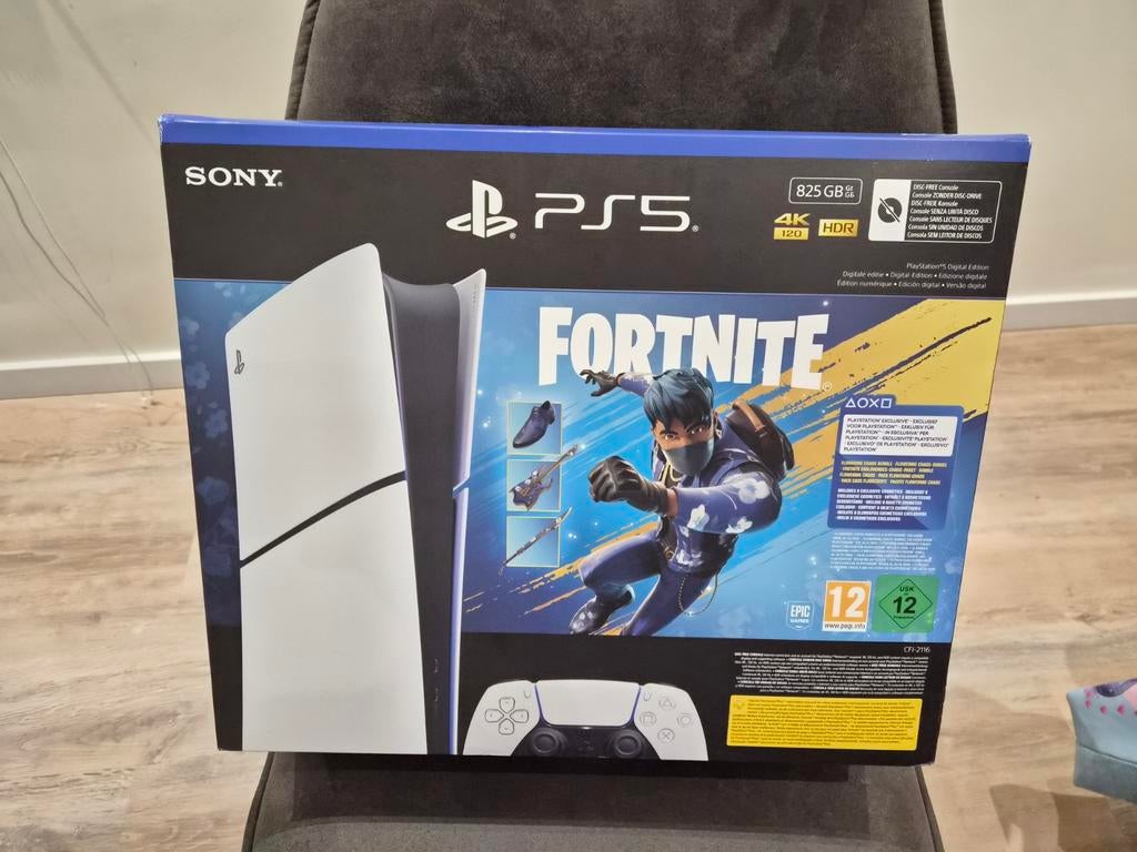 Sony PlayStation 5 (PS5) met Fortnite bundel - Nieuw, Spelcomputers en Games, Spelcomputers | Sony PlayStation 5, Ophalen of Verzenden