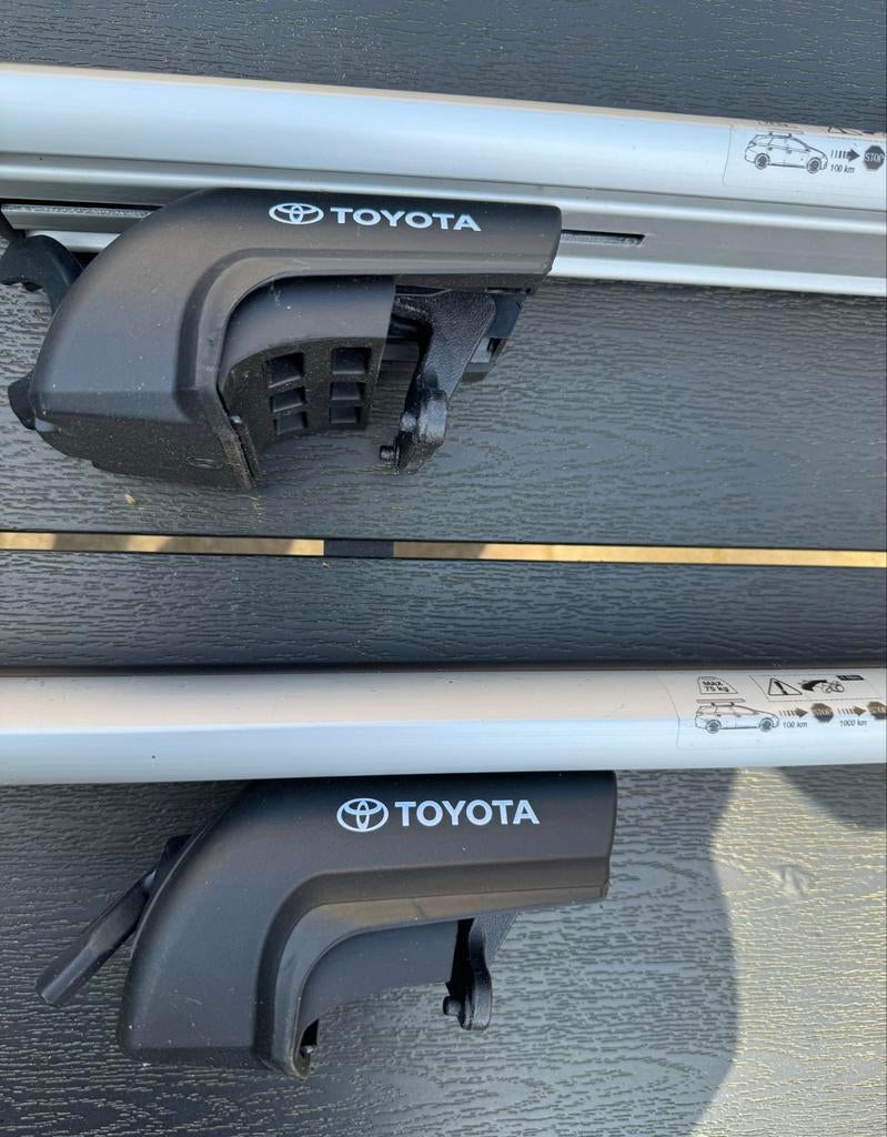Originele Dakdragers Toyota Corolla / Auris, Ophalen of Verzenden, Zo goed als nieuw