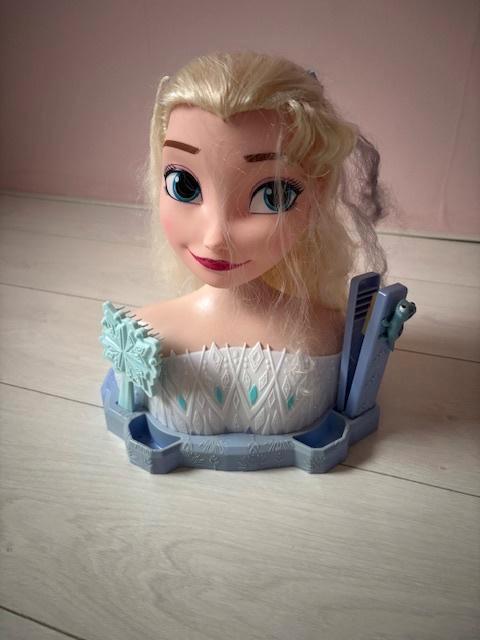 Frozen Elsa styling hoofd (200622), Kinderen en Baby's, Speelgoed | Poppen, Gebruikt, Overige typen, Ophalen of Verzenden