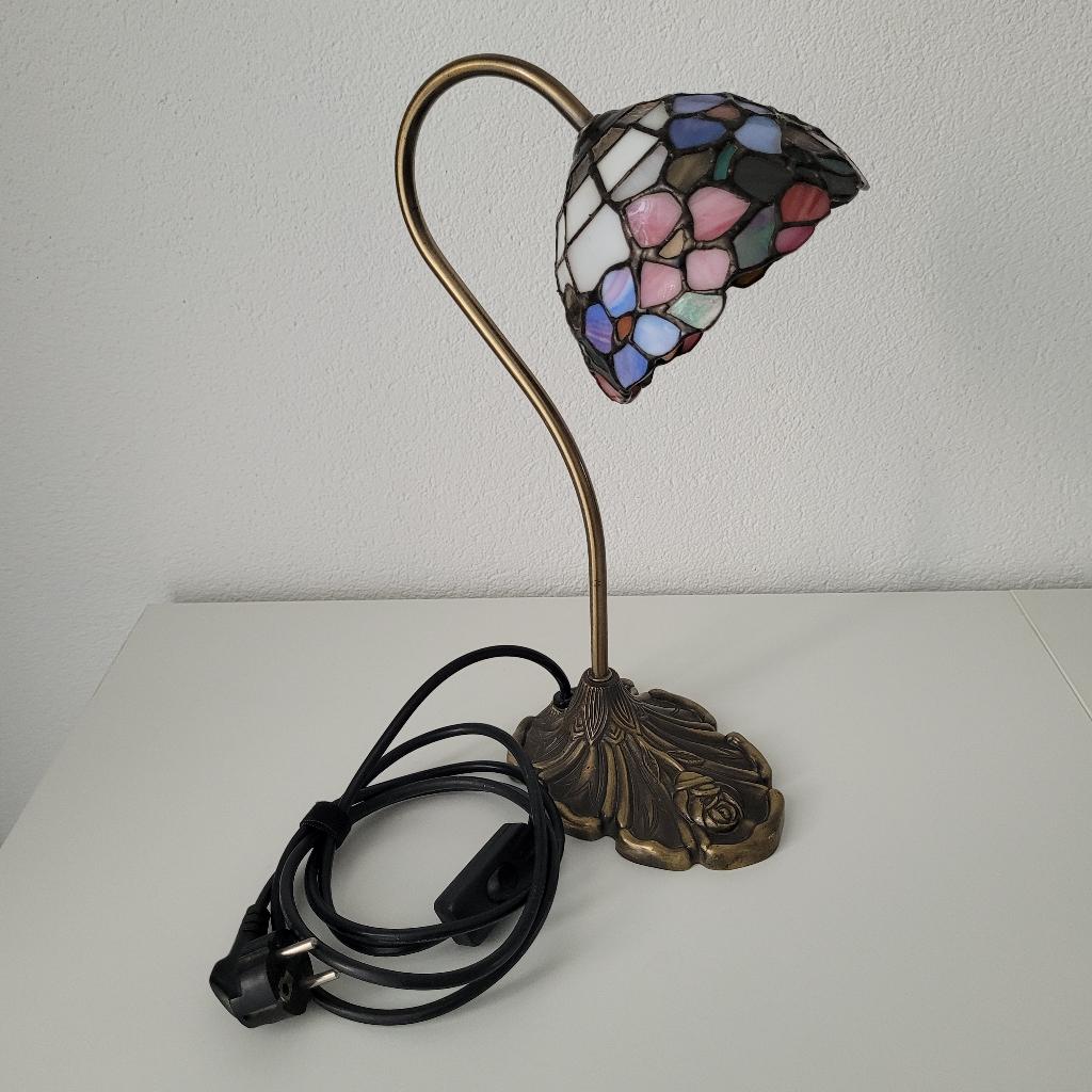 Tafellamp Tiffany ( gemaakt door: Massive), Huis en Inrichting, Lampen | Tafellampen, Ophalen, Glas, Minder dan 50 cm, Tiffany style