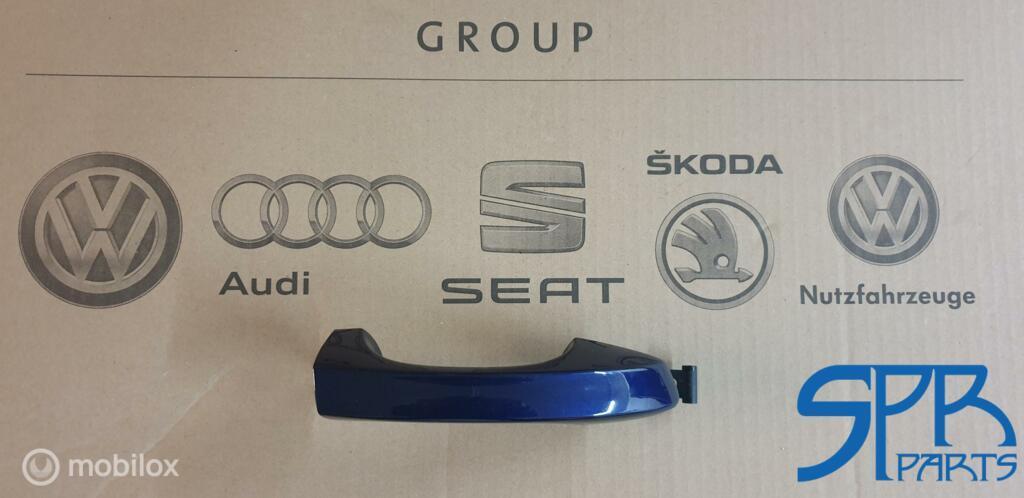 VAG LC5B RECHTS Deurgreep rechtsvoor rechtsachter 5G0837206, Gebruikt, Volkswagen, Ophalen of Verzenden, Volkswagen