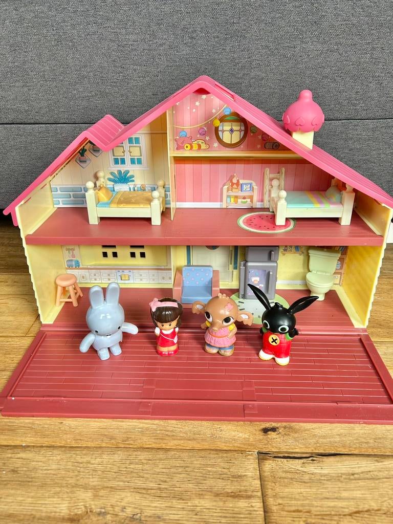 Huis van hond Bluey met Bing en nijntje en little people, Kinderen en Baby's, Speelgoed | Poppenhuizen, Ophalen of Verzenden, Zo goed als nieuw