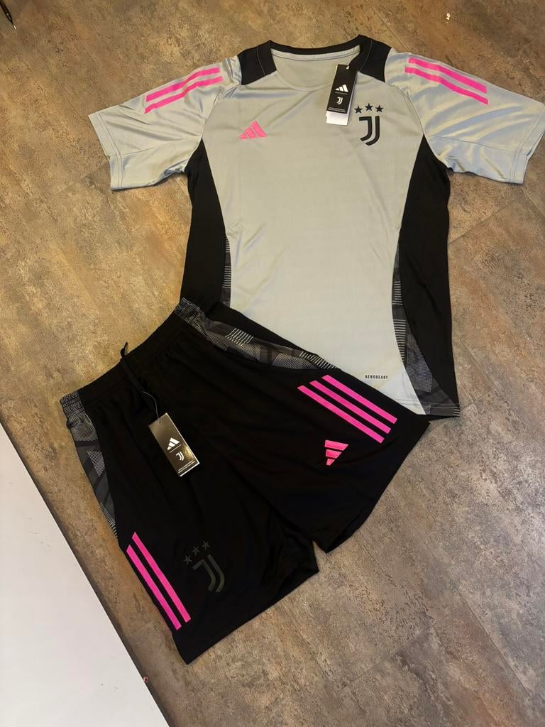 Juventus maat m, Ophalen of Verzenden, Zo goed als nieuw, Voetbal