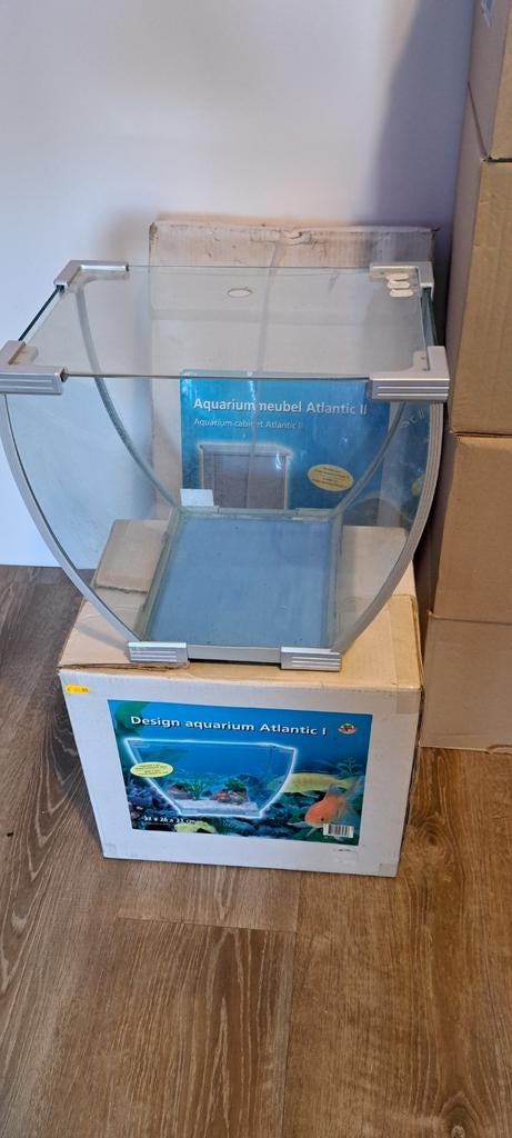 Aquarium op zuil, Dieren en Toebehoren, Ophalen, Leeg aquarium