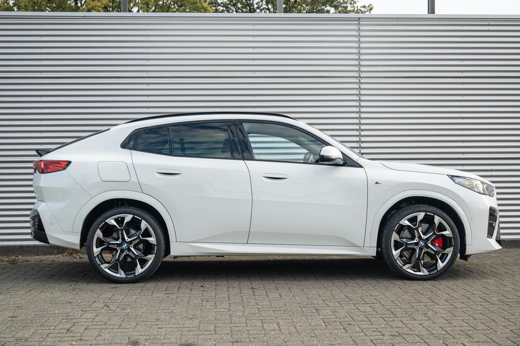 BMW X2 sDrive20i M Sport Automaat / Sportstoelen / Achteruit, Auto's, X2, Euro 6, 156 pk, Met garantie (alle)