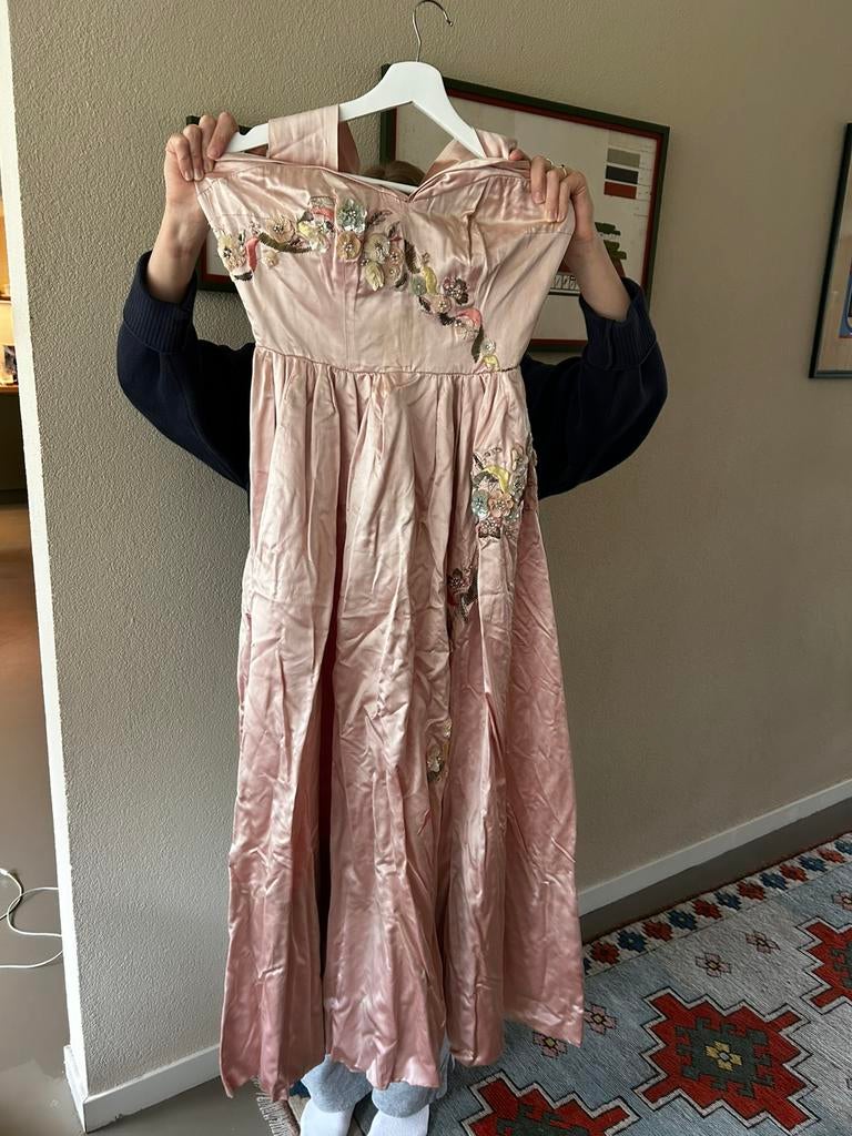 Sjieke dames avondjurken, Ophalen of Verzenden, Gebruikt, Pak of Jurk