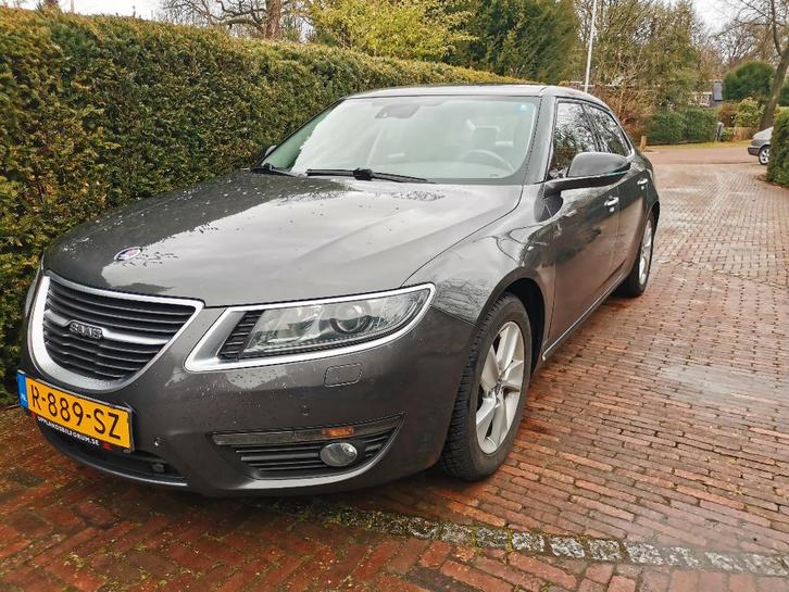 Saab 9-5 NG 2.0T BP Vector 162KW 2010 Grijs, Auto's, Saab, Particulier, Saab 9-5, Metallic lak, Trekhaak, Xenon verlichting, Benzine