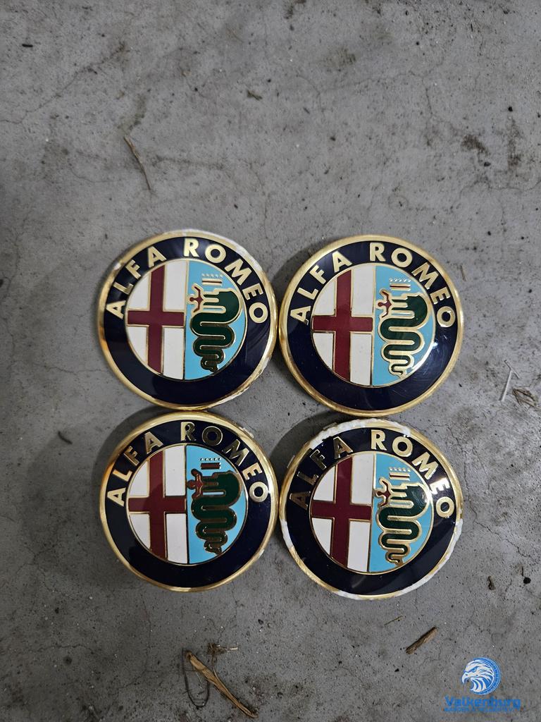 ORIGINELE Alfa Romeo naafkap naafdop set goud kleur, Gebruikt, -, Verzenden, -