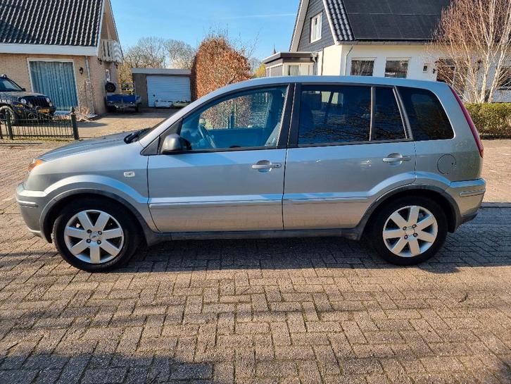 Ford Fusion 1.6 16V Futura, airco, nieuwe APK, Auto's, Ford, Bedrijf, Fusion, ABS, Airbags, Airconditioning, Boordcomputer, Centrale vergrendeling