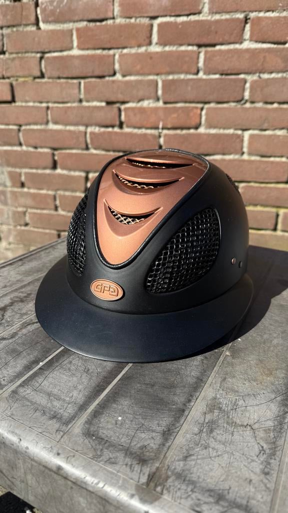 GPA helm/cap zwart rosegold maat 55, Dieren en Toebehoren, Ophalen of Verzenden, Zo goed als nieuw, Cap, Kinderen