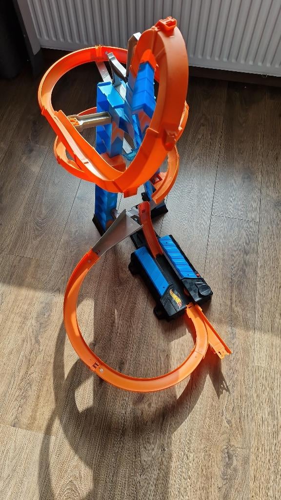 Leuke en goedwerkende Hot Wheels racebaan., Kinderen en Baby's, Speelgoed | Racebanen, Ophalen, Racebaan, Zo goed als nieuw, Hot Wheels