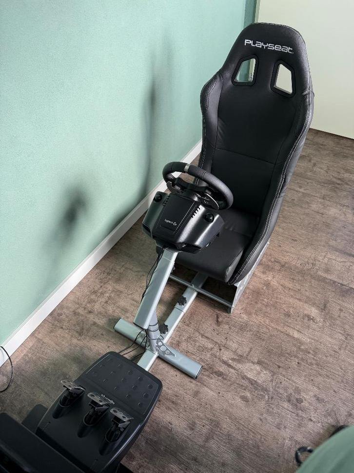 Playseat + Logitech G920, Spelcomputers en Games, Spelcomputers | Xbox | Accessoires, Zo goed als nieuw, Xbox One, Xbox Series X