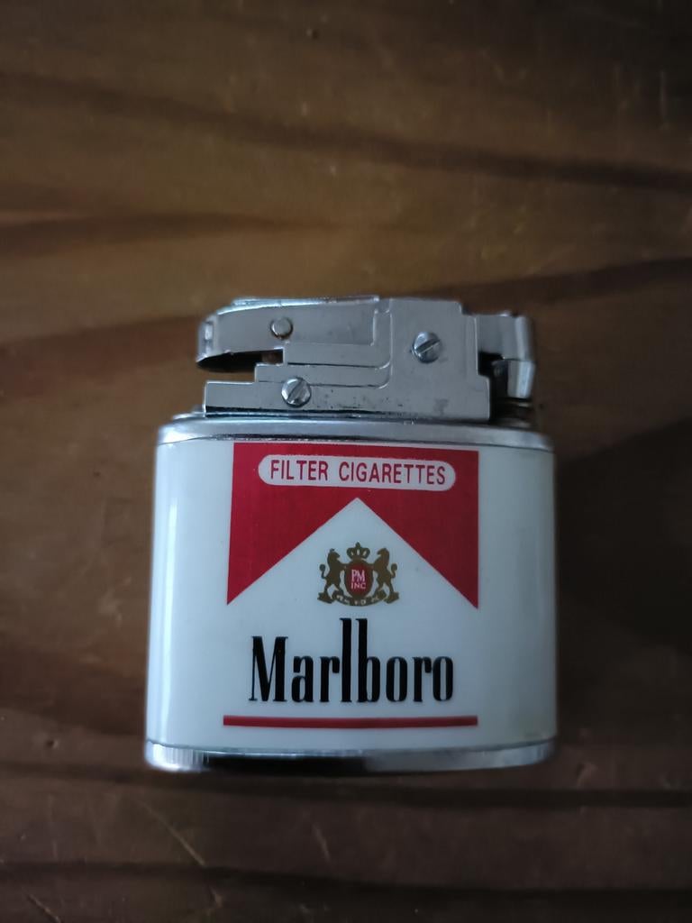 Vintage Marlboro Aansteker - Filter Cigarettes Design, Ophalen of Verzenden, Gebruikt, Aansteker
