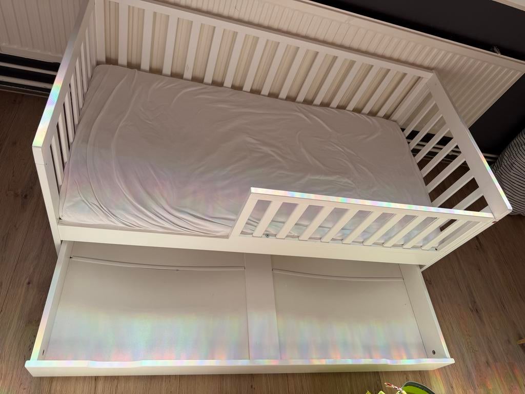 Wit kinderbed met lade en matras, Ophalen, Gebruikt