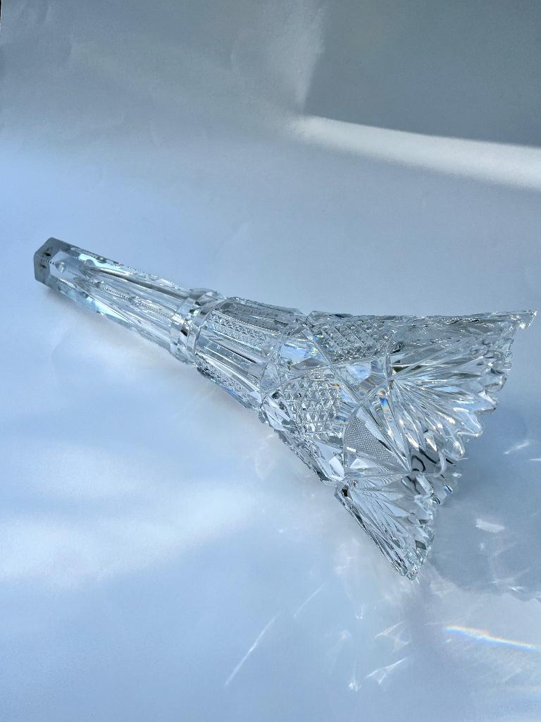 Vintage kristallen onderdeel van vaas op bronzen voet, Antiek en Kunst, Antiek | Vazen, Ophalen of Verzenden