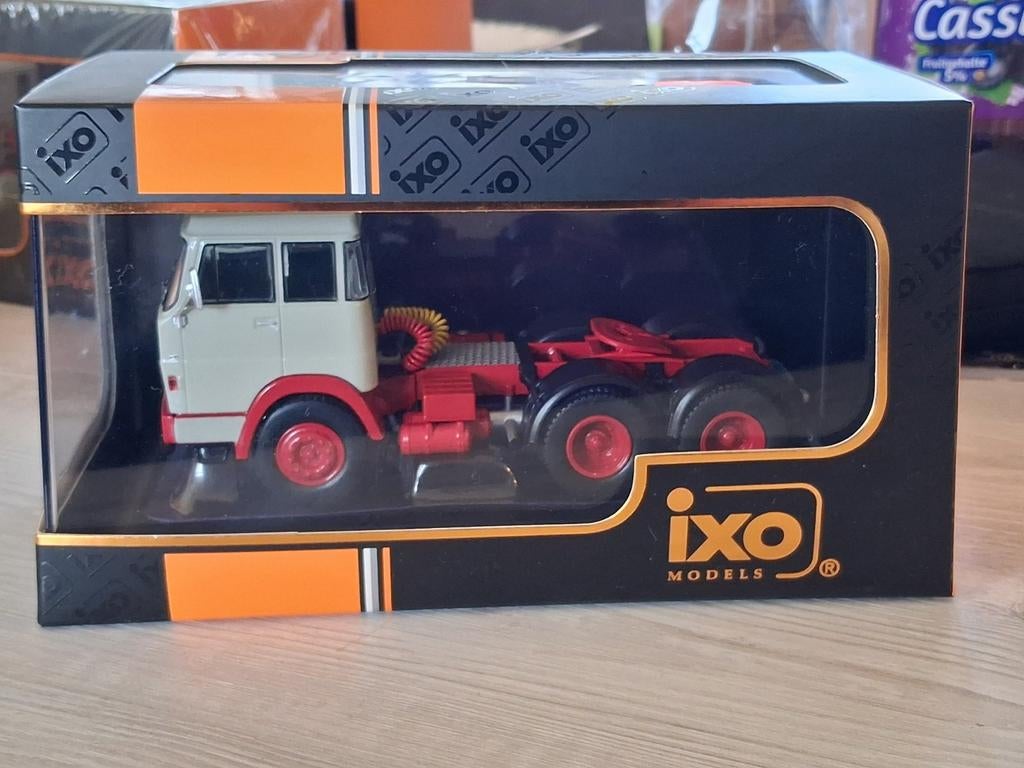 Ixo Models Henschel HS 19 TS 1966, Overige merken, Auto, Groter dan 1:32, Nieuw
