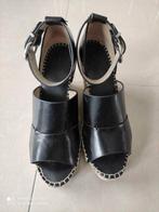Zwarte moderne schoenen maat 38 van ZARA, Kleding | Dames, Overige typen, Ophalen of Verzenden, Zo goed als nieuw, Zara