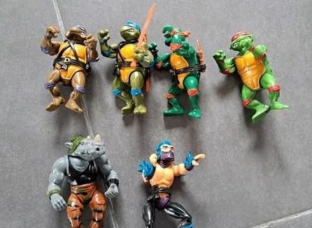 Jaren 90 Turtles poppen, bus en skateboard, Ophalen of Verzenden