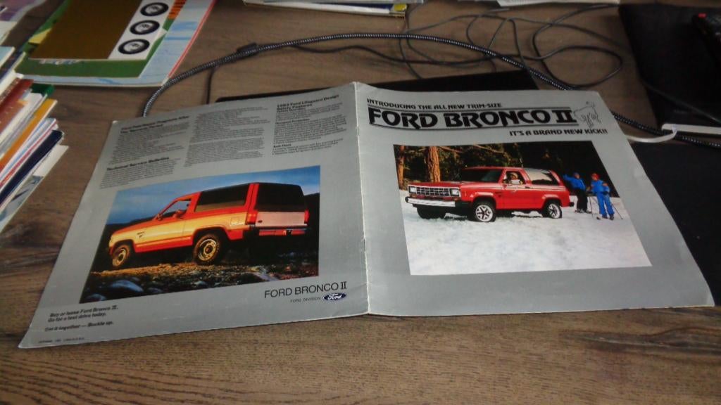 USA Folder FORD BRONCO II   ,   1983, Verzenden, Gelezen, Ford