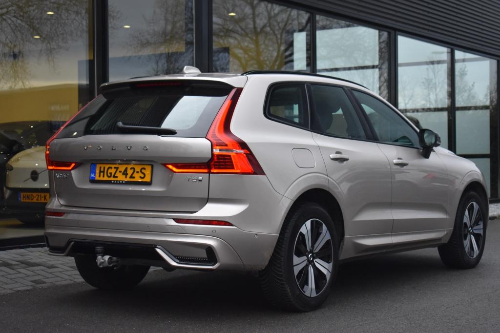Volvo XC60 T6 350pk AWD Plus Dark | Climate | Trekhaak | Led, Auto's, Automaat, Gebruikt, 4 cilinders, 24 maanden