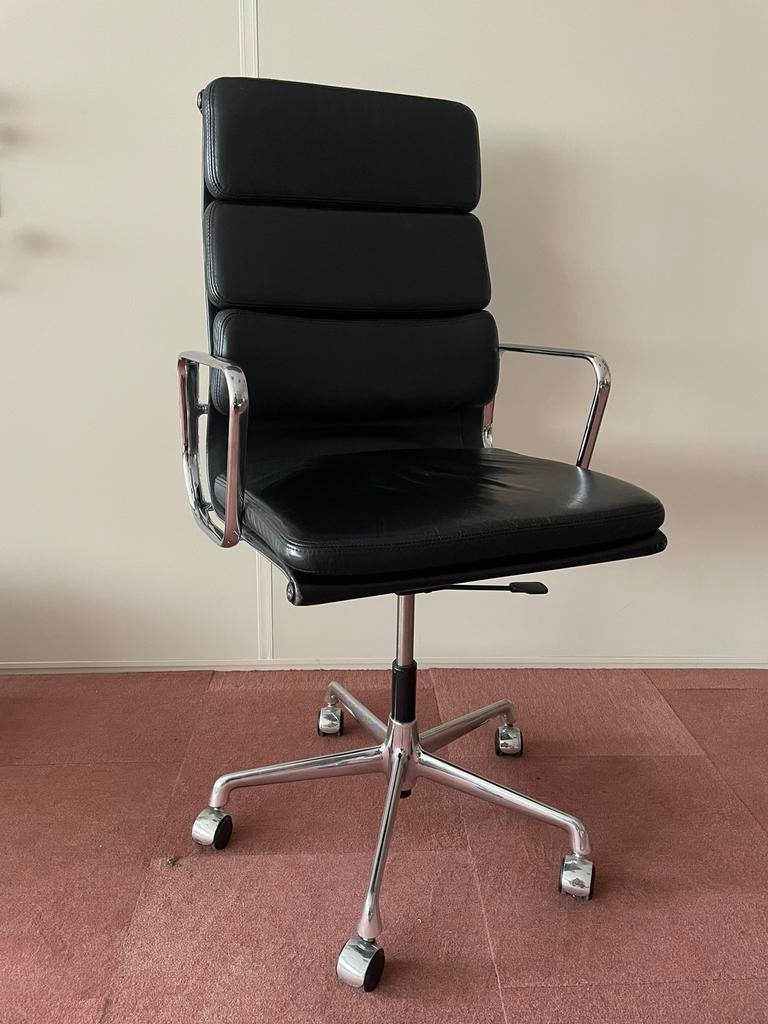 Vitra ea-219 soft pad, Zwart, Ophalen of Verzenden, Zo goed als nieuw, Bureaustoel