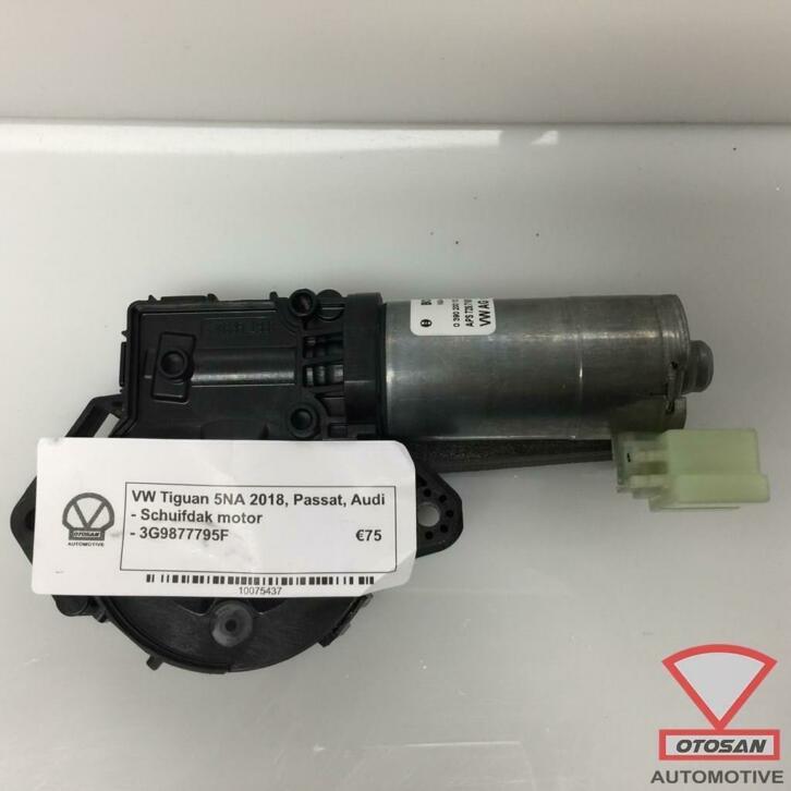 vw tiguan 2018 passat audi schuifdak motor 3g9877795f, Auto-onderdelen, Gebruikt, Volkswagen, Volkswagen AG, Berliner Ring 2
38440  Wolfsburg, DE