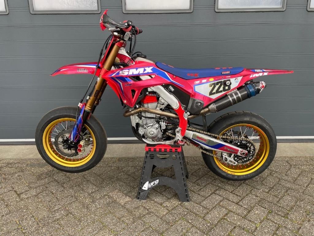 Honda CRF 450 2022 supermotard, 450 cc, 4 cilinders, Crossmotor, Gebruikt