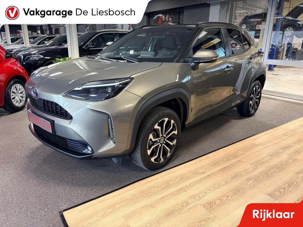 Toyota Yaris Cross 1.5 Hybrid Dynamic/navi / panoramadak / c, Stof, Gebruikt, 1490 cc, Bedrijf