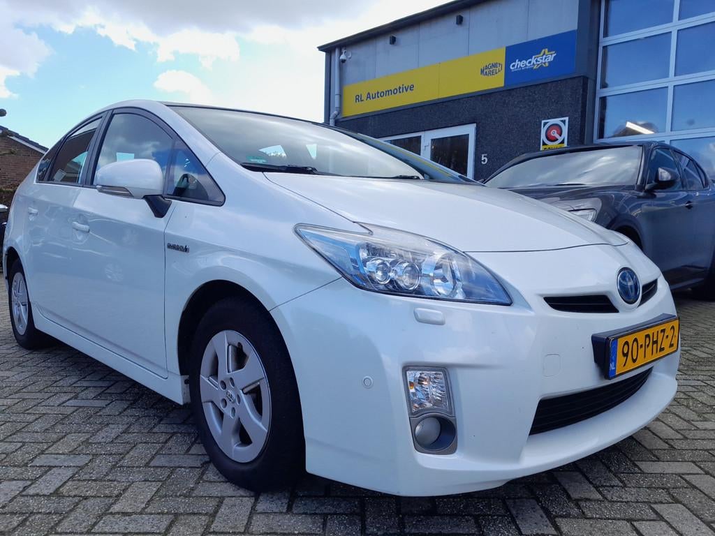 Toyota Prius 1.8 Executive Business - Trekhaak - Navigatie -, Stof, Gebruikt, 4 cilinders, Wit