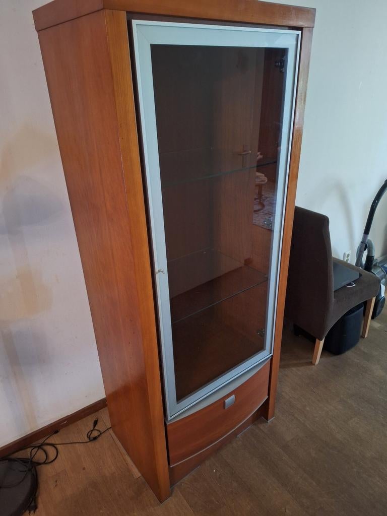 Vitrinekast gratis ophalen, Huis en Inrichting, Ophalen, Gebruikt, 25 tot 50 cm, 50 tot 100 cm